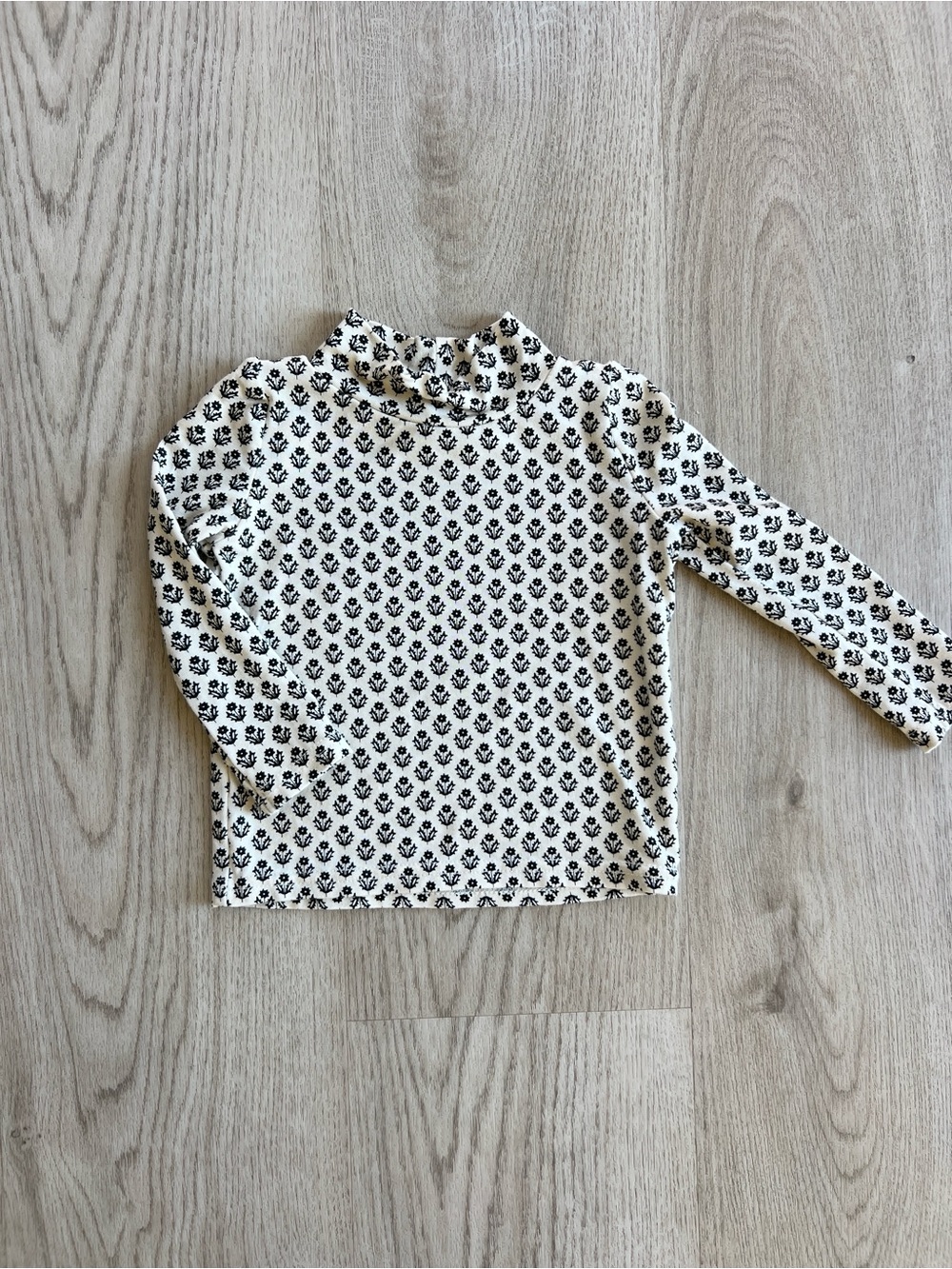Lil Legs shirt